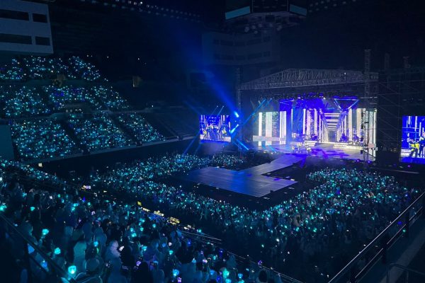 Consert Treasure Tour Hello 2023